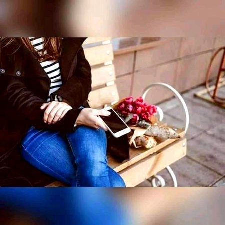 ہم نے اپنی اداسی کا اسطرح بھرم رکھا
رابطے کم کردیئے مغرور کہلانے کے لیے