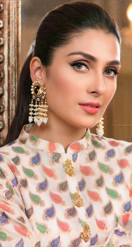 Pakistani Celebs image