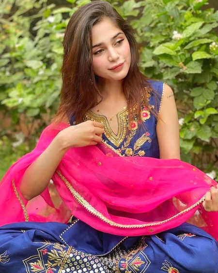 تیرا ناراض ہونا بھی لازم ہے
میں تو خود سے بھی خوش نہیں آجکل🔥 Unzi 💔