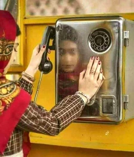 تمھاری بات لمبی ھے ، مثالیں ھیں،  دلیلیں ھیں؛؛
ھماری بات چھوٹی ھے ، ھمیں تم سے محبت ھے!!
❤Mushk❤
ّ