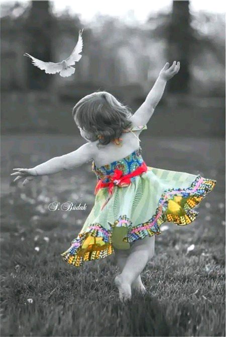 میرے خدا اُنہیں فردوس میں جگہ ضرور دینا!!
وہ جو مر گئے ، میرا جینا حرام کر کے
🖤🔥