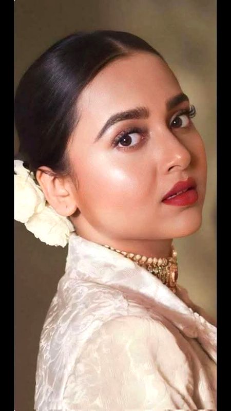 Beautiful People image