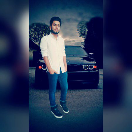 ایک لاو تو کوئی ھم جیسا
تم کو سارا جہان دیتے ہیں 😍