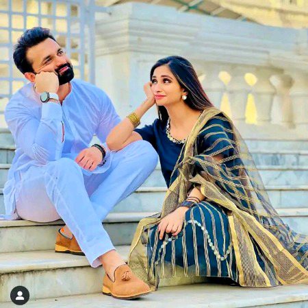 Beautiful People image
