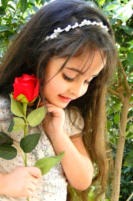 عقل والوں کے نصیبوں میں کہاں ذوق جنوں
عشق والے ہیں جو ہر چیز لٹا دیتے ہیں  اللہ حافظ