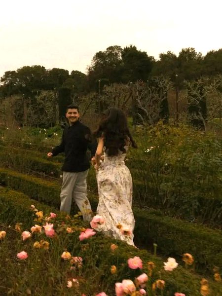 پھول اس واسطے کھلتا ہے کہ تو دیکھے اسے 
موسم اس واسطے اچھا ہے کہ تو سیر کرے ...!! 🙂❤️