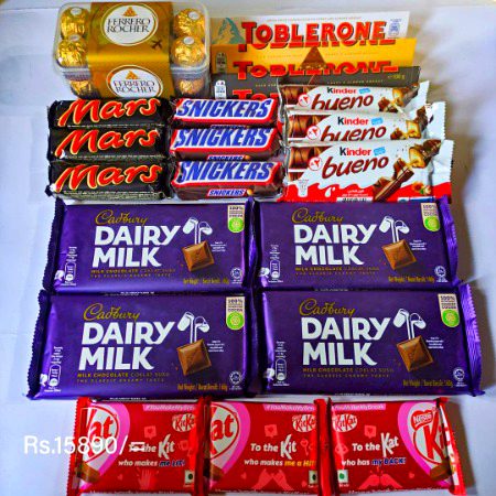 For you all friends... 🥰🍫🍫🍫