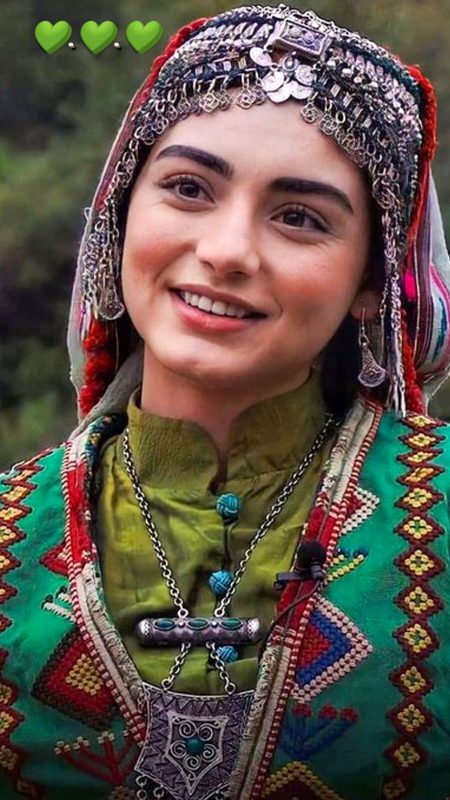 Turkish Celebs image