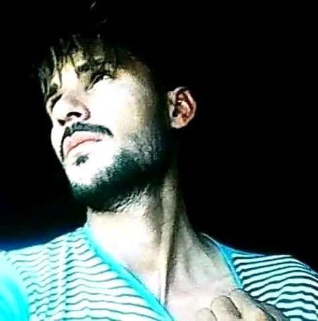 My style pic. 🙈🙈🃏🃏❤️❤️❤️👈me khod se bohat Pyar karta hon phir chahe koi mojhe Pyar kare ya na kare 🤗🤗🤗