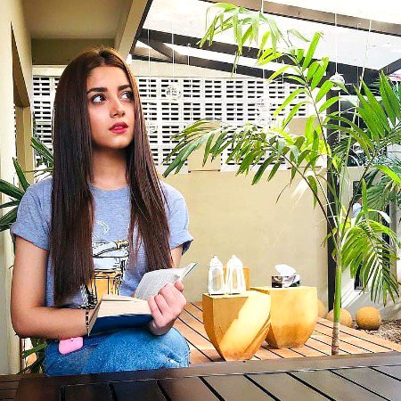 Pakistani Celebs image