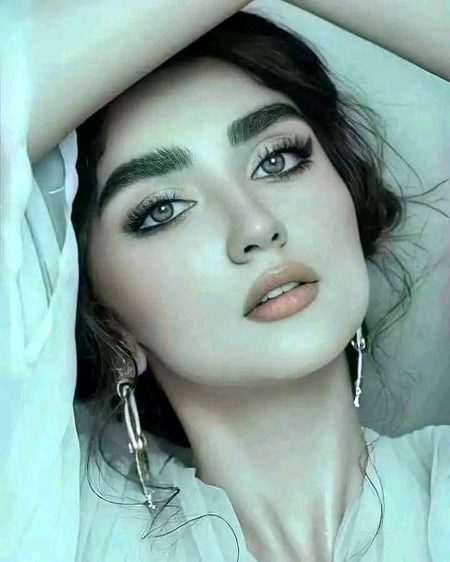 Beautiful People image
