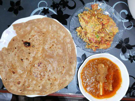 First breakfast at home today, sister cooked and brother ate.
😇😘