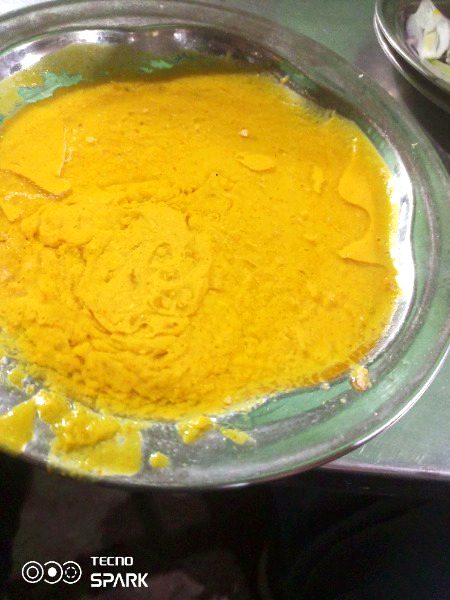 چلو چل کے ہوٹل کی مشہور دال دیسی گھی والی دال