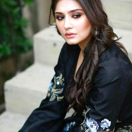 Darfishan Saleem ( Black lovers)😉