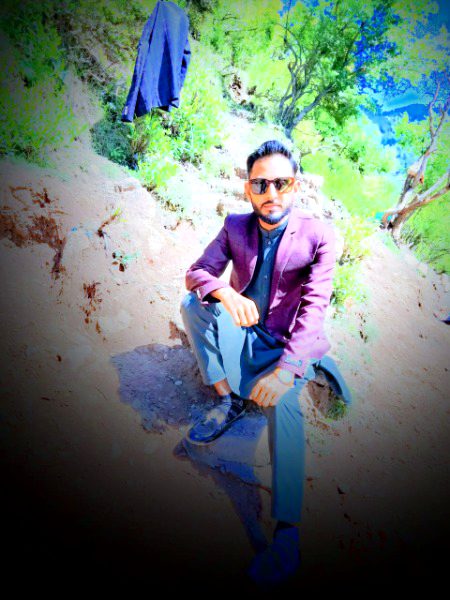 " یہ تعلق بھی خُوب رہا کُچھ دِن ۔۔🥀 
۔ وہ میرے نام سے منسُوب رہا تھا کُچھ دِن!💟