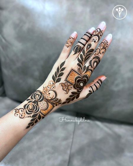 Mehndi Design image