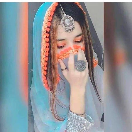 مرد کا دل اگر غیرت مند ہو تو ایک عورت پوری کائنات لگتی ہے..
اگر عورت با حیا ہو تو ایک مرد ہی کُل کائنات ہوتا ہے