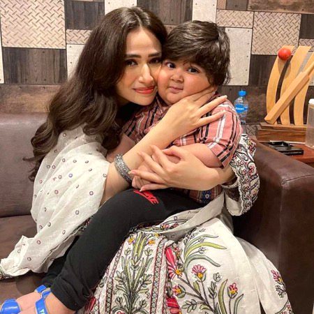 Pakistani Celebs image