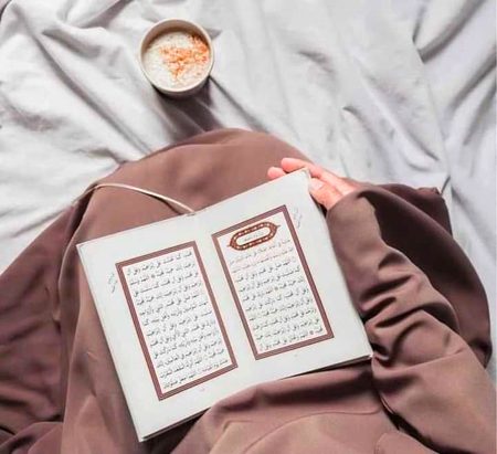 وقت عصراور دُعا میں مانگوں تُجھے.
تو میری شام کی چاےُ سے مِلتا جُلتا ہے🔥 Mahii 💔