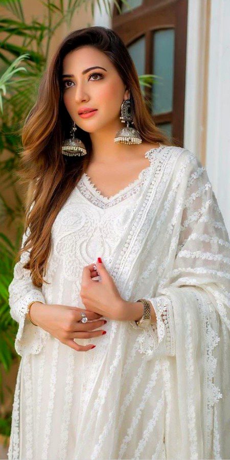 Pakistani Celebs image