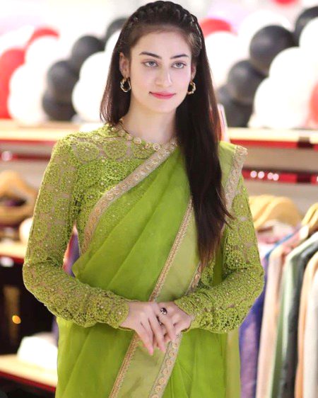 Pakistani Celebs image