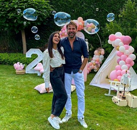 Engin Altan Düzyatan and Neslişah Düzyatan 👩❤️👨❣️❣️