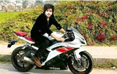 تعلقات میں معاہدے نہیں رکھے جاتے۔۔
سو جو جہاں بچھڑنا چاہے فی امان اللہ!!!