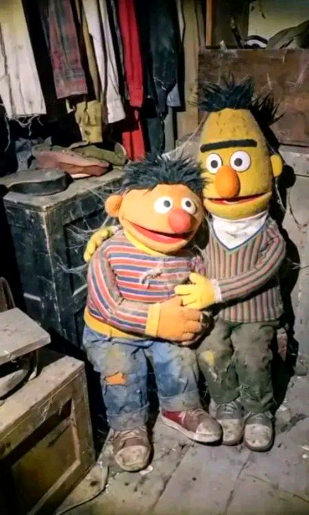 "مجھے یاد نہیں ہے کہ کیا ہوا لیکن میں جانتا ہوں کہ کچھ بدل گیا ہے ،
شاید لوگ، شاید وقت۔"