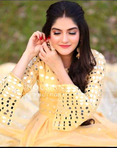 Beautiful People image