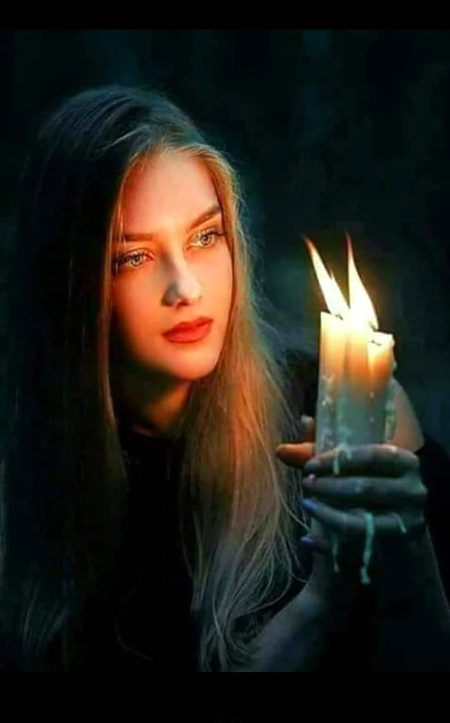 کس کس کو بتائیں گے جدائی کا سبب ہم🥀 
تو مجھ سے خفا ہے تو زمانے کے لیے آ🔥 Mahii 💔