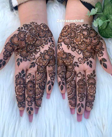 Mahndi 👌👌