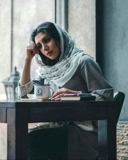 شدّت سـے خیال آنـے لگا
ہائے اُن لوگوں کی تکلیف جنہیں ہم نہ ملے