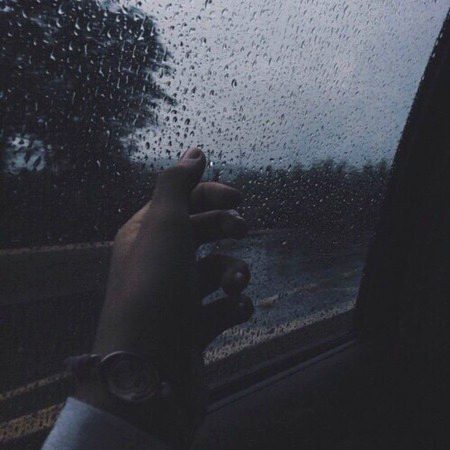 Kis kis ko barish pasand ha ?🥰