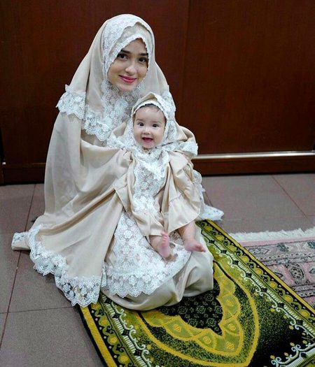 Beautiful People image