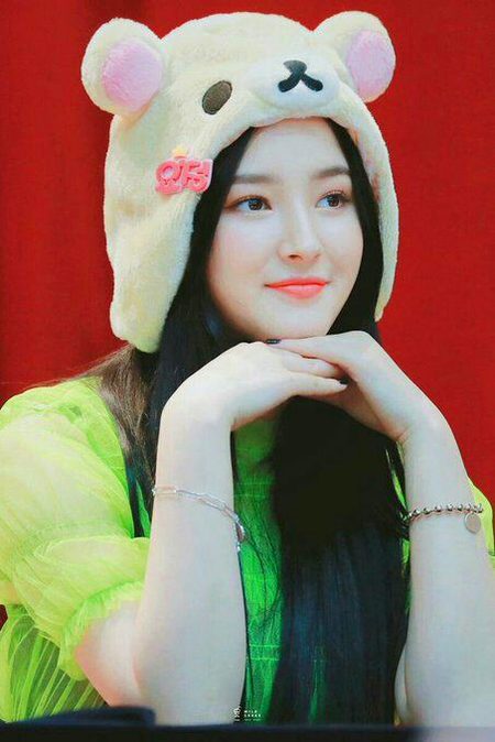 Beautiful People image