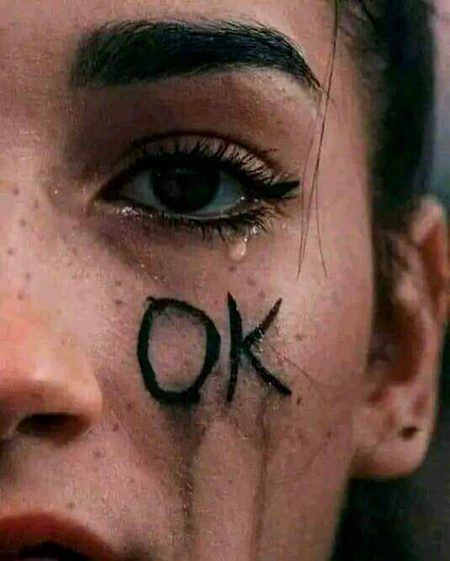 جو ظاھر ھو جاۓ وه درد کیسا🥀
جو سمجھ نه سکے وه ھمدرد کیسا🔥 Mahii 💔