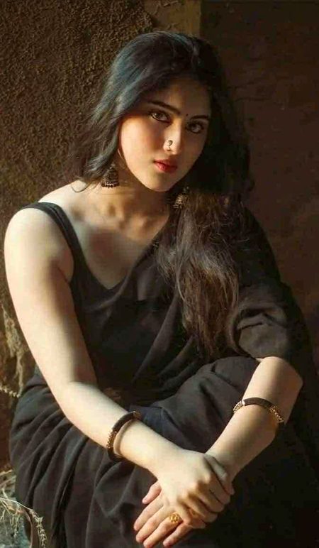 کاش انسان کوئی ايسی بھی ايجاد کرے.. 
ايک محسوس کرے دوسرا جب ياد کرے💔Unzii🥀