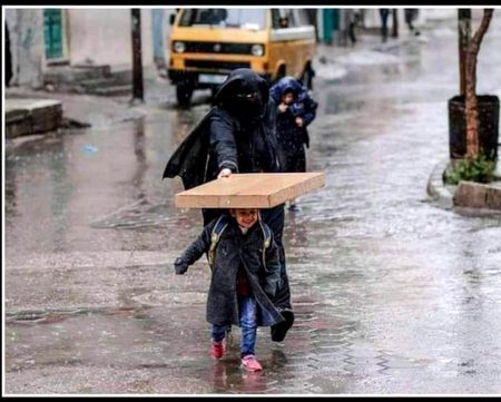 کچھ قرض ایسے ہوتے ہیں کہ
جن کو ادا کرنا بہت مشکل ہوتا ہے۔۔۔۔!!!