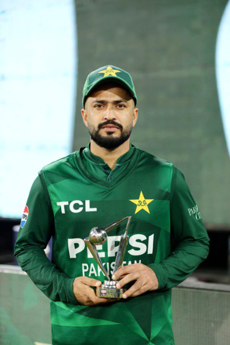 Pakistani Celebs image