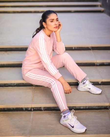 Pakistani Celebs image