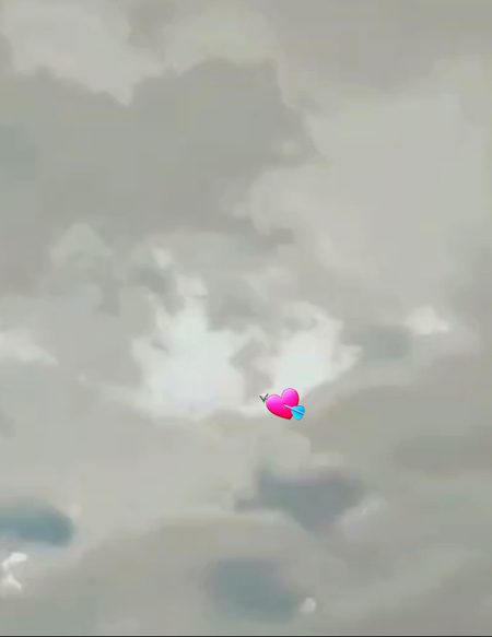 : u raho chup kuch bi na bolon barso lambi nendy solon jin ankho mai tu rahta hai sadiyo tak wo ankhy na kholon