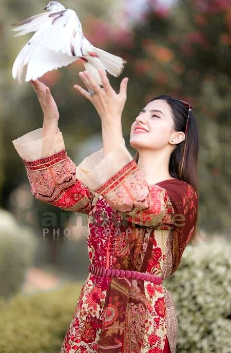 Beautiful People image