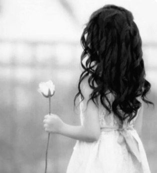وہ طبیعت ہے ان دنوں میری..
کچھ بھی ہو جائے، کچھ نہیں ہوتا🖤
