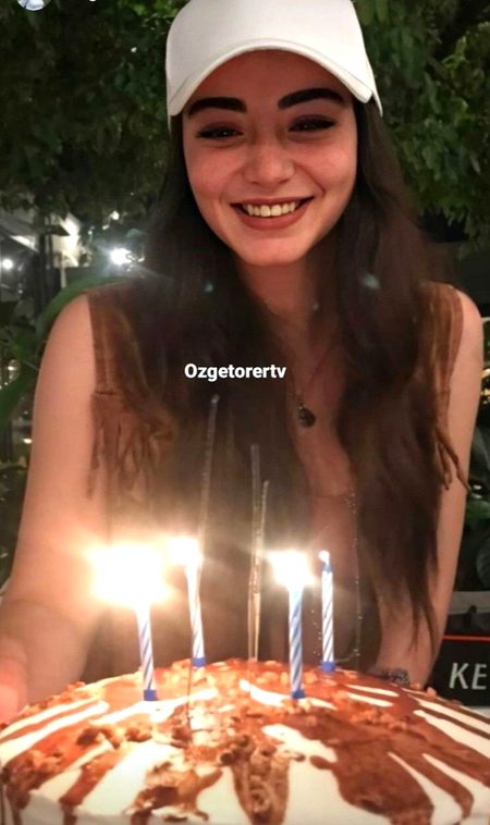 Turkish Celebs image