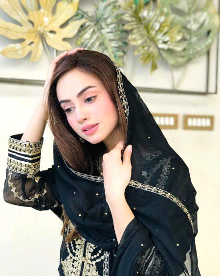Pakistani Celebs image
