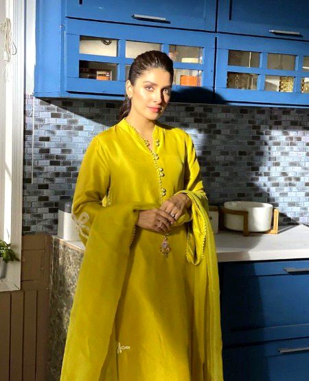 Pakistani Celebs image