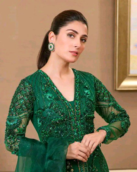 Pakistani Celebs image