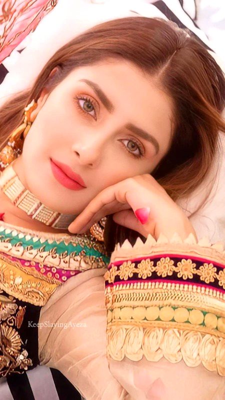 Pakistani Celebs image