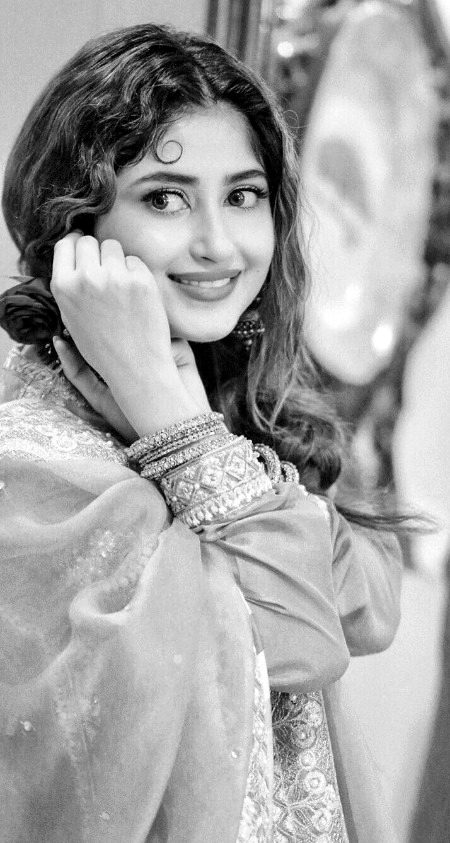 Pakistani Celebs image