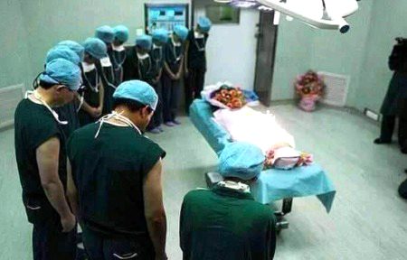 اور پھر مجھے میری  نا کام  خواہشات اور  حسرتوں  کے ساتھ  سپردِ خاک کر دیا جائے گا